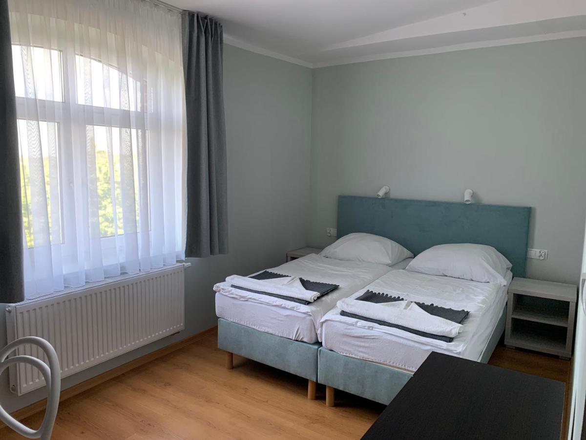 Pod Jablonia Apartment อุสตรอเนียมอร์สเกีย ภายนอก รูปภาพ